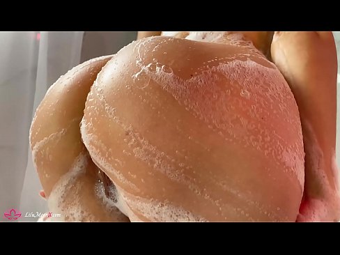 ❤️ Brunette si masturba a figa cù un vibratore per un orgasmu intensu in a doccia ❤ Super porn à co.mass-pr.ru ❌❤
