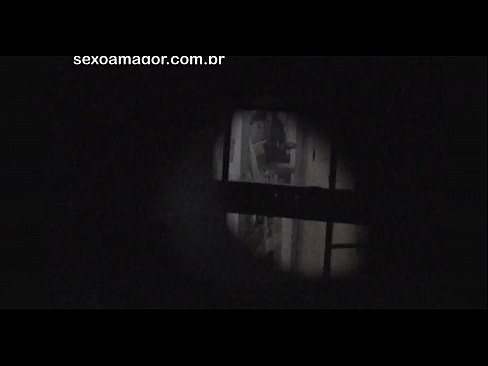 ❤️ Blondie hè videoregistrata in segretu da un voyeur di u quartieru nascostu daretu à i mattoni cavi ❤ Super porn à co.mass-pr.ru ❌❤